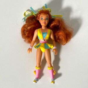 Vintage 90s Playmate Toys Swan's Crossing Hanging' Out Gloria Doll (21C)